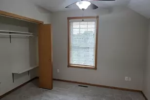 2221 Alongi Ln, Beloit, WI 53511 - Photo 18