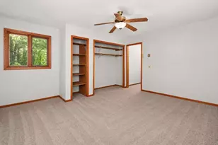 W10020 Olson Rd, Poynette, WI 53955 - Photo 2