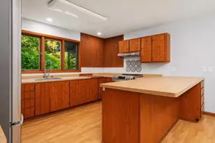 W10020 Olson Rd, Poynette, WI 53955 - Photo 6