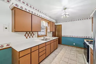 115 E Emmett St, Portage, WI 53901 - Photo 8