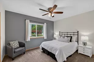 912 Vista Ridge Dr, Mount Horeb, WI 53572 - Photo 40