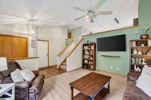 912 Vista Ridge Dr, Mount Horeb, WI 53572 - Photo 20