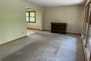 61506 Park View Dr, Prairie Du Chien, WI 53821 - Photo 4