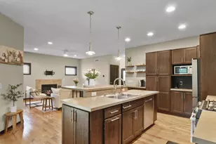 5 Cedarberry Cir, Madison, WI 53593 - Photo 10