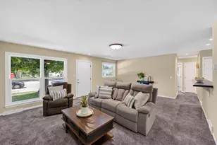 287 N Bird St, Sun Prairie, WI 53590 - Photo 6