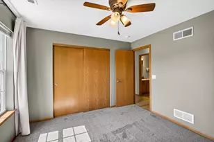 4817 Poplar Creek Dr, Madison, WI 53718 - Photo 38