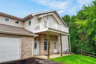 W11563 Island View Ct, Lodi, WI 53555 - Photo 2