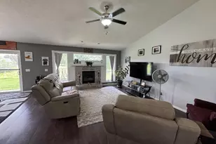 4322 Coquette Dr, Janesville, WI 53546 - Photo 6