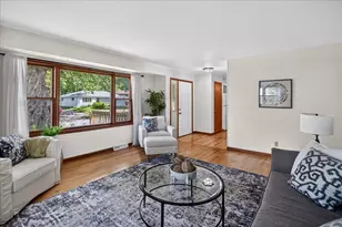4810 Ilene Ln, Madison, WI 53704 - Photo 10
