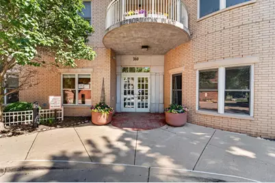 360 W Washington Avenue #603, Madison, WI 53703 - Photo 2