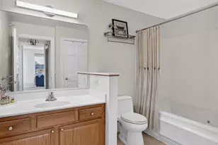 360 W Washington Ave, Madison, WI 53703 - Photo 22