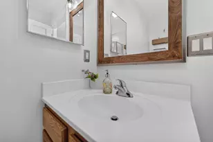 360 W Washington Ave, Madison, WI 53703 - Photo 12