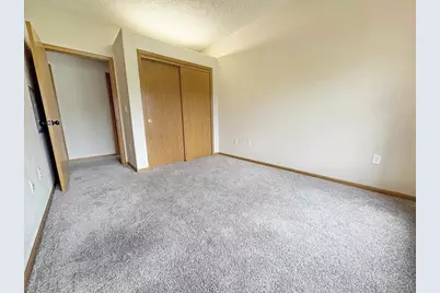 146 Pheasant Run, Johnson Creek, WI 53038 - Photo 10