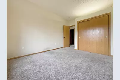 146 Pheasant Run, Johnson Creek, WI 53038 - Photo 6