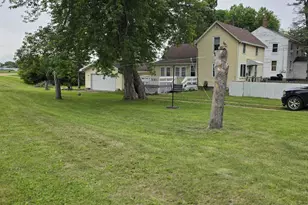224 Walrath St, Sparta, WI 54656 - Photo 2