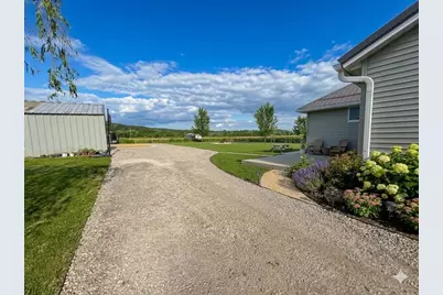 N2366 Weger Road, Elroy, WI 53929 - Photo 6