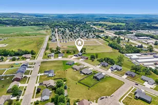 2158 Eastridge Cir, Reedsburg, WI 53959 - Photo 4