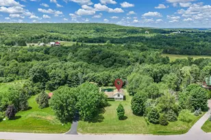 S6041 Oak Ct, Baraboo, WI 53913 - Photo 2