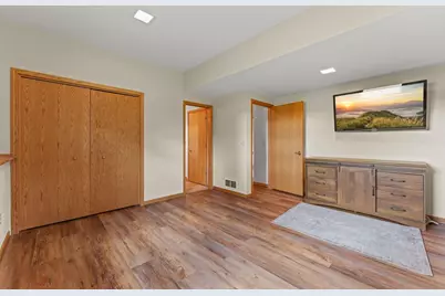 S6041 Oak Court, Baraboo, WI 53913 - Photo 32