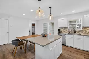 421 Crane Xing, Waunakee, WI 53597 - Photo 12