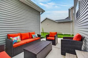 421 Crane Xing, Waunakee, WI 53597 - Photo 34