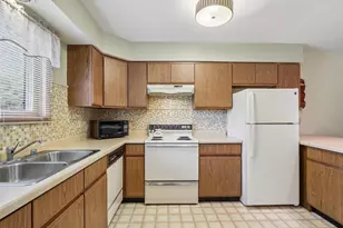 874 Xanadu Road #Prkw 3, Wisconsin Dells, WI 53965 - Photo 16