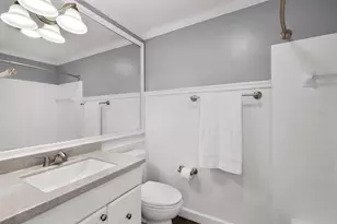 7305 Donna Dr, Middleton, WI 53562 - Photo 22