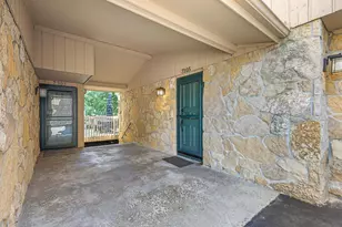 7305 Donna Dr, Middleton, WI 53562 - Photo 32