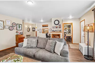 4526 Anniversary Lane, Madison, WI 53704 - Photo 12