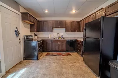 523 Kilbourn Avenue, Tomah, WI 54660 - Photo 6