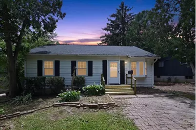 4345 Lilac Lane, Madison, WI 53711 - Photo 2