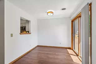 810 S Gammon Rd, Madison, WI 53719 - Photo 14