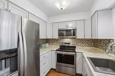 810 S Gammon Road, Madison, WI 53719 - Photo 14