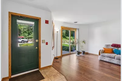 810 S Gammon Road, Madison, WI 53719 - Photo 4