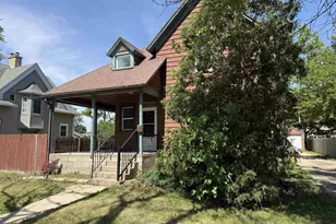 1030 Prairie Ave, Beloit, WI 53511 - Photo 2