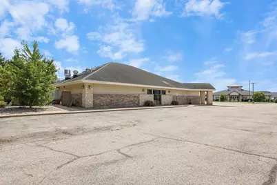 830 Oregon Center Drive, Oregon, WI 53575 - Photo 8