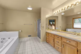 W2326 Carpenter Ln, Brooklyn, WI 54941 - Photo 36