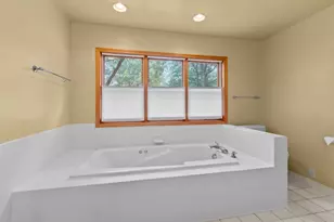 W2326 Carpenter Ln, Brooklyn, WI 54941 - Photo 38