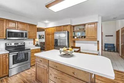 407 Fairbrook Court, Waunakee, WI 53597 - Photo 8