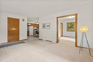 136 Taylor St, Cottage Grove, WI 53527 - Photo 6