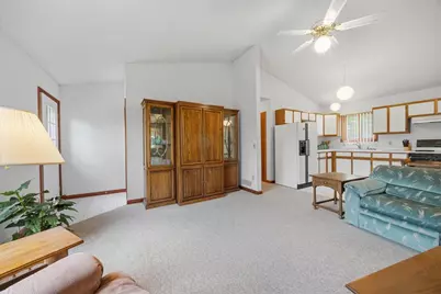 10512 N Kidder Road, Edgerton, WI 53534 - Photo 8