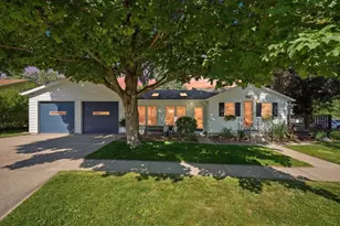 1102 Grant St, Fort Atkinson, WI 53538 - Photo 1