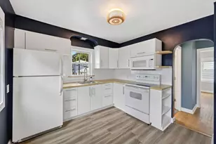518 Algoma St, Madison, WI 53704 - Photo 14