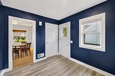 518 Algoma Street, Madison, WI 53704 - Photo 12
