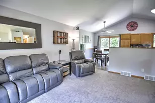 103 Victoria Ln, Barneveld, WI 53507 - Photo 6