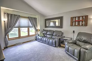 103 Victoria Ln, Barneveld, WI 53507 - Photo 4