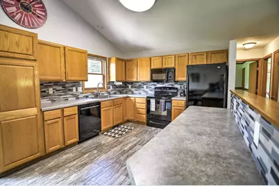 103 Victoria Lane, Barneveld, WI 53507 - Photo 8