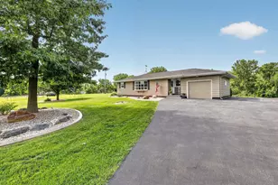 3898 Old Stone Rd, Oregon, WI 53575 - Photo 34