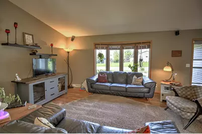 558 Spencer Drive, Janesville, WI 53536 - Photo 8