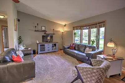 558 Spencer Drive, Janesville, WI 53536 - Photo 6